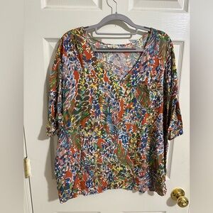Colorful patterned blouse by Jodifl